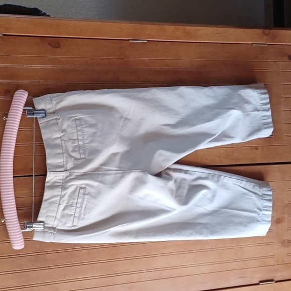 St. Johns Bay Capris - Picture 3 of 8